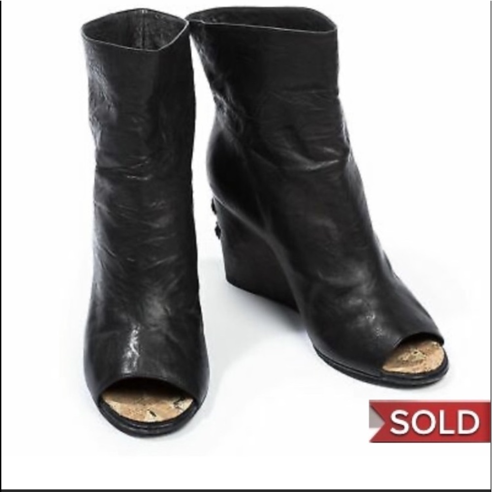 Authentic Chanel Wedges